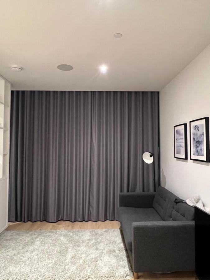 London Heathrow Airport Apartment Voyager House Terminal 12345 - Ev Electric And Parking Available Hillingdon Exterior foto